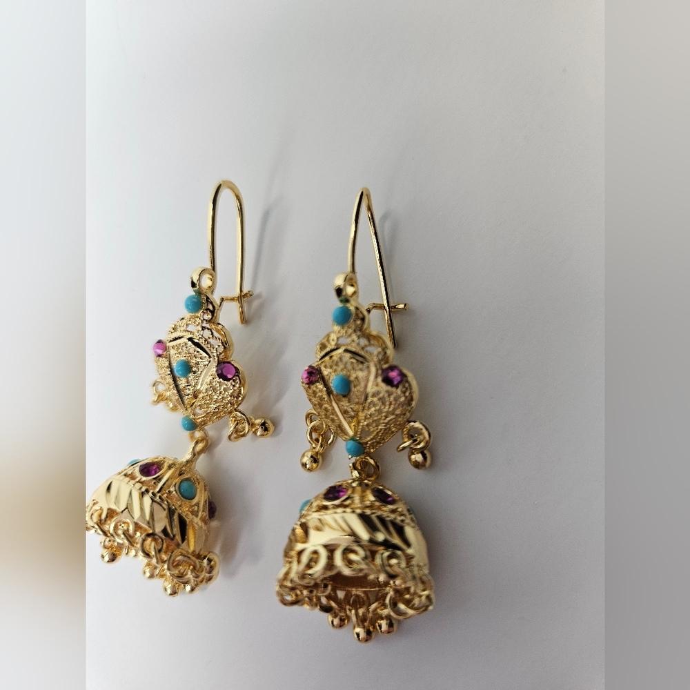 Gold Plated Dangling Earrings (NWOT)